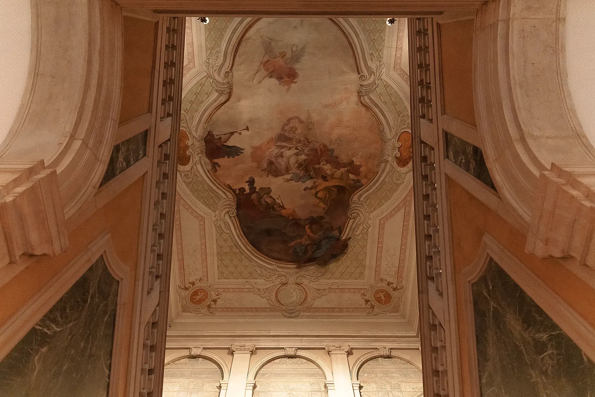 Adriatique artistique avec Pinault Collection  