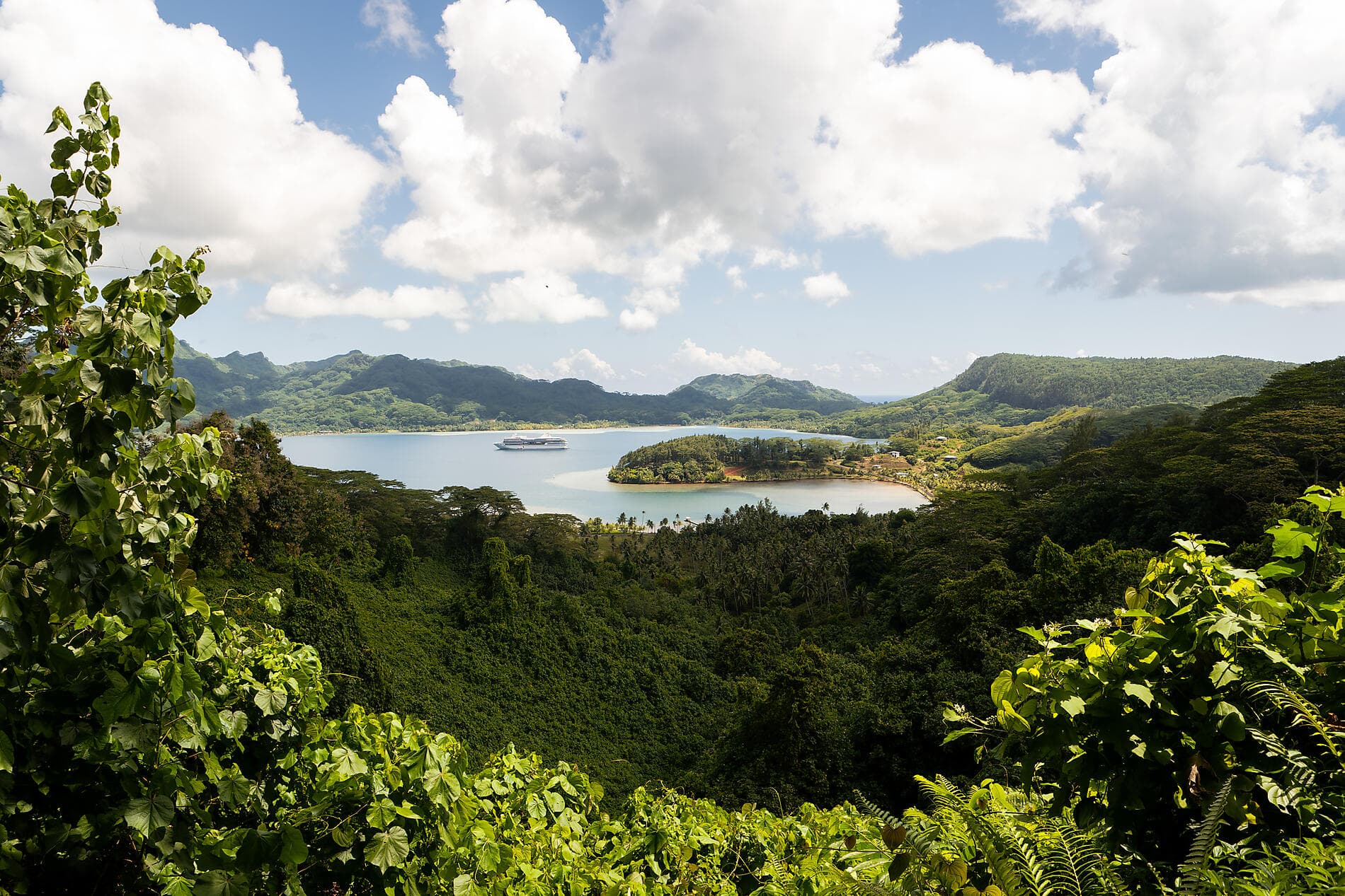Perles des îles de la Société